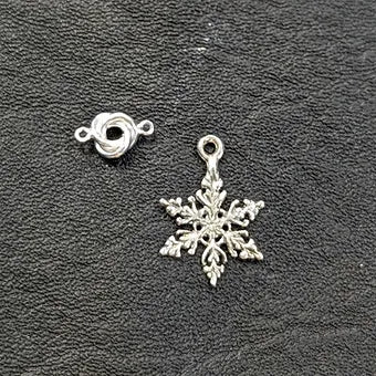 Silver Knot Connector