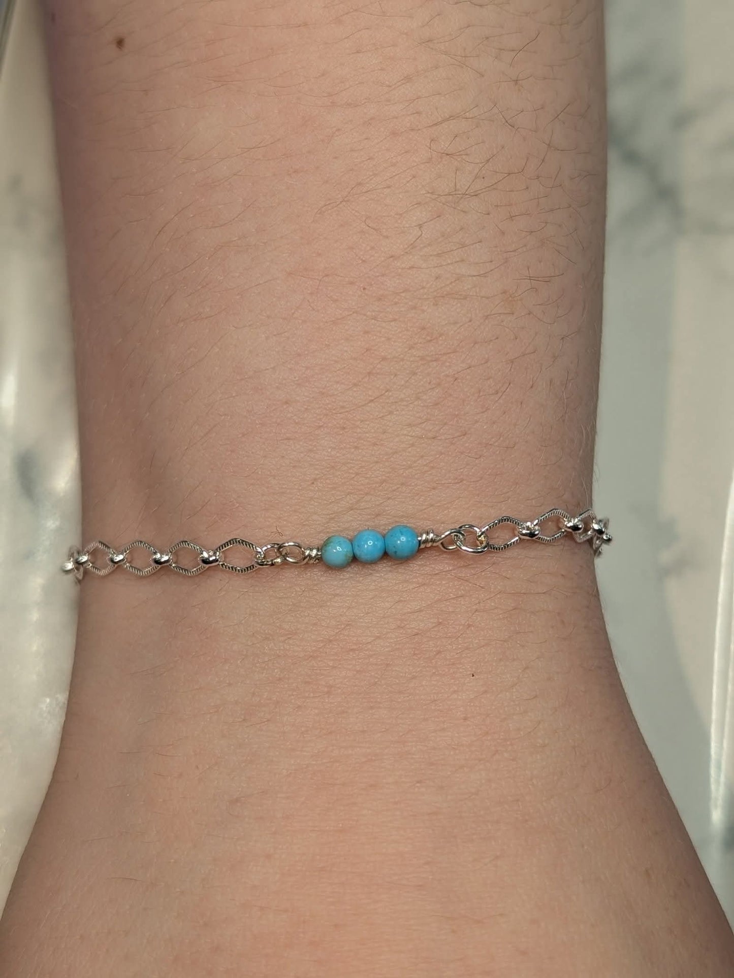 3 Round Turquoise Connector
