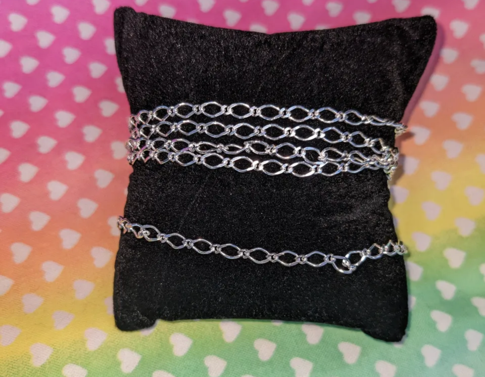 Flat Long and Short Chain